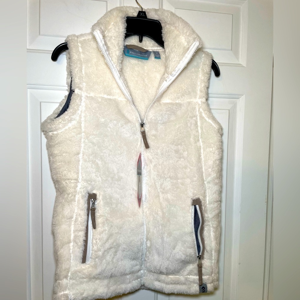 Free Country Woman’s Alpine Butter Pile Vest Size Small NWT Fleece Soft Full Zip